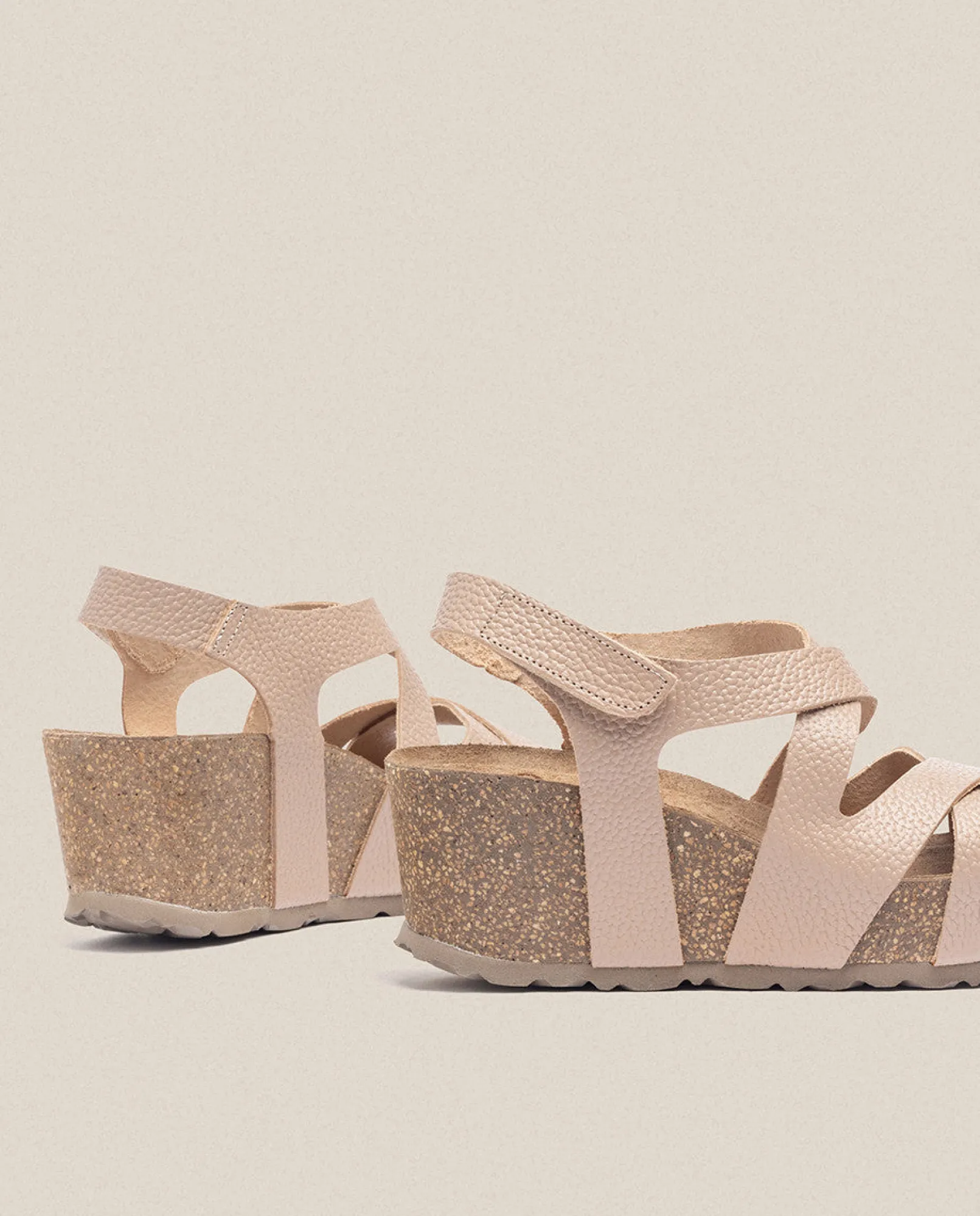 Online Yokono Sandalia Cuña Bari 303 Beige