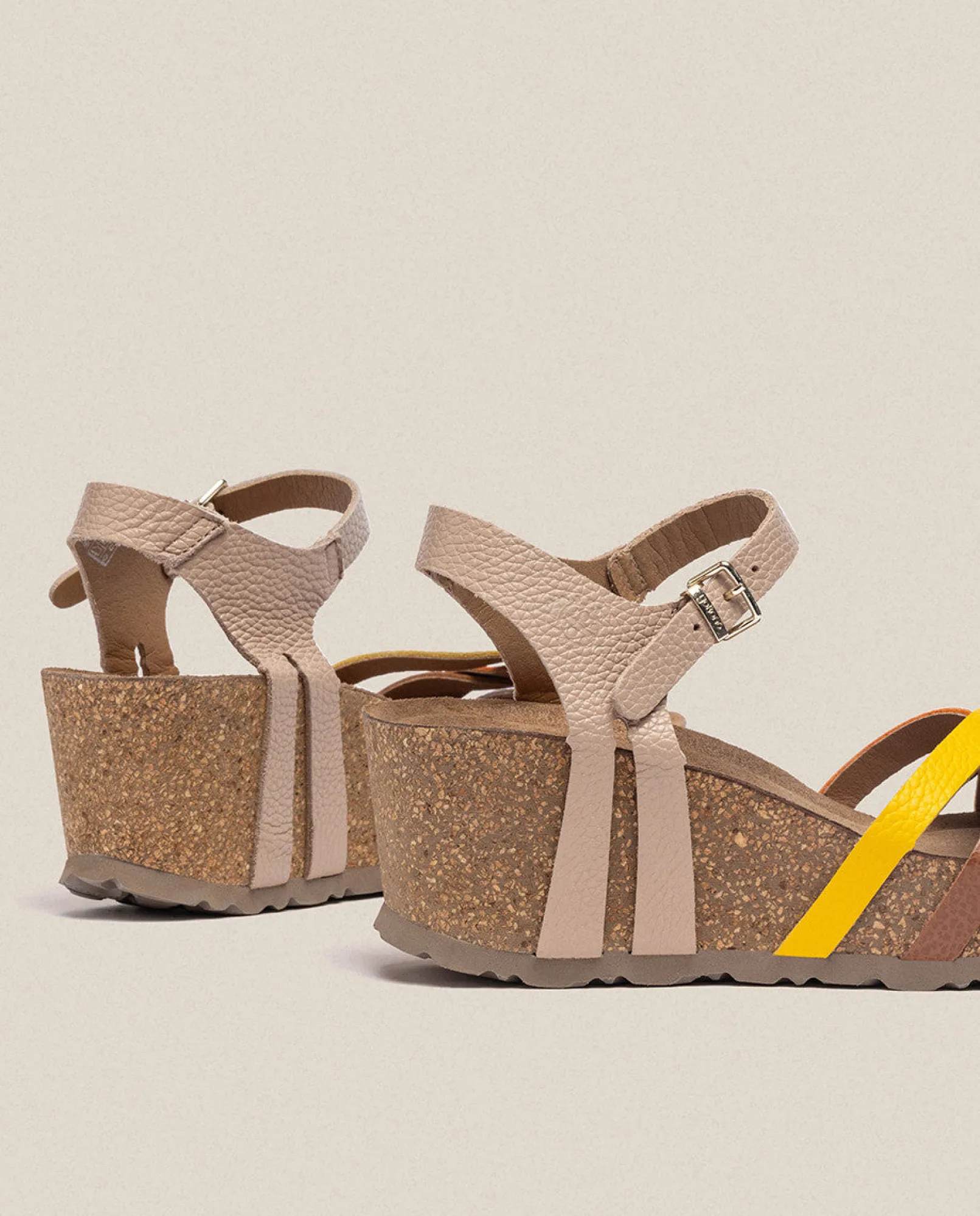 Discount Yokono Sandalia Cuña Bari 302 Beige