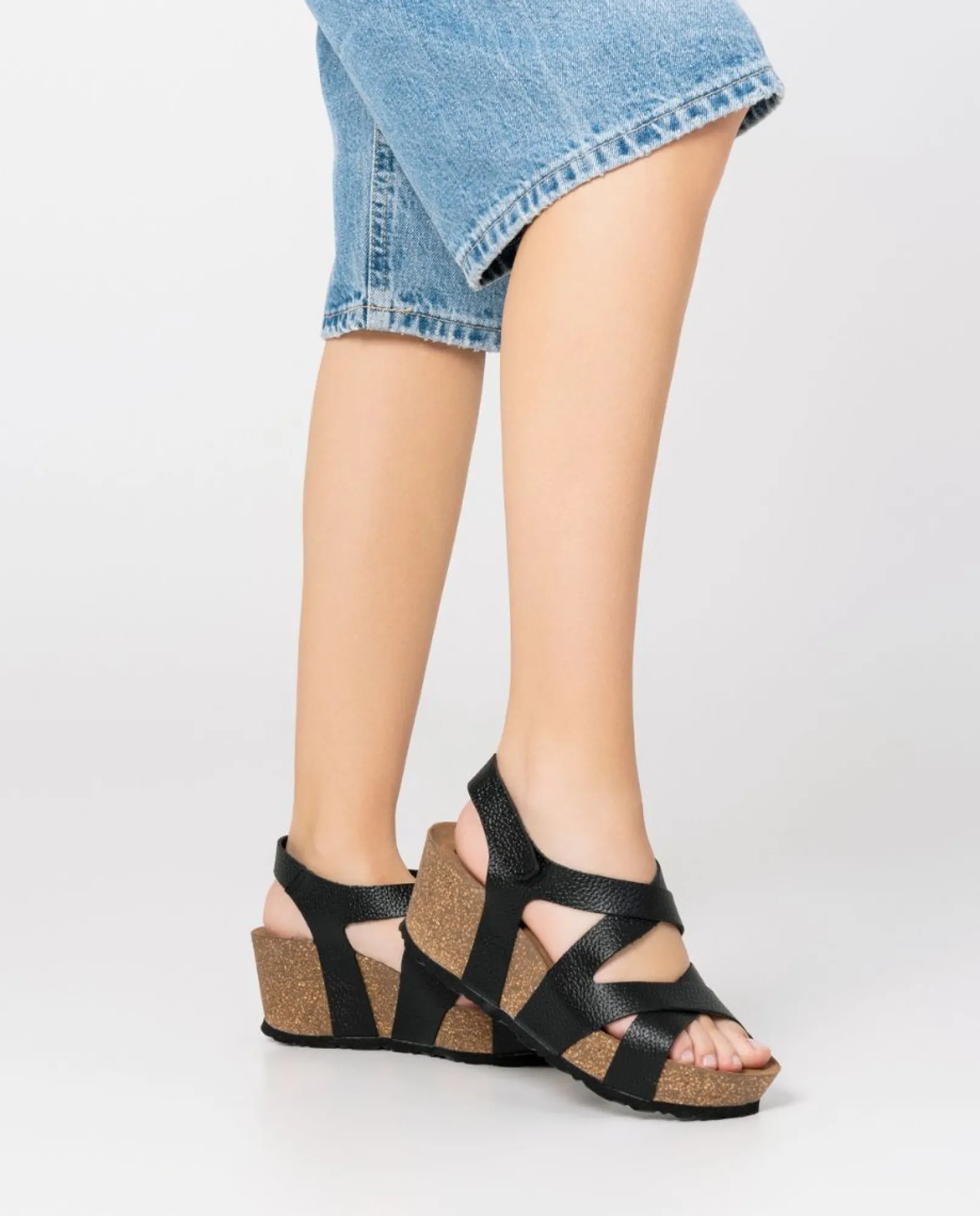 Store Yokono Sandalia Cuña Bari 303 Negro