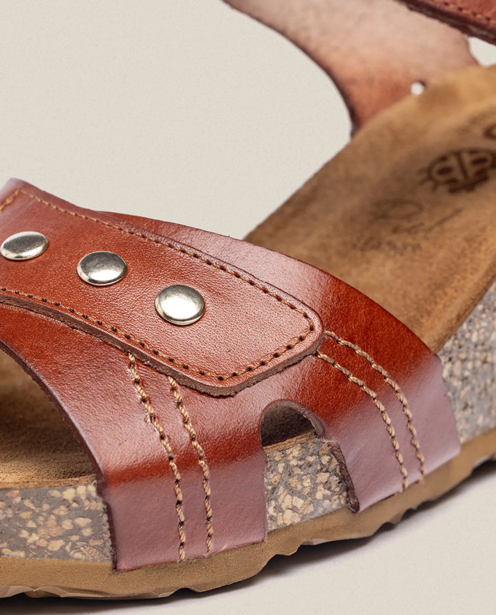Flash Sale Yokono Sandalia Cuña Cadiz 303 Marrón