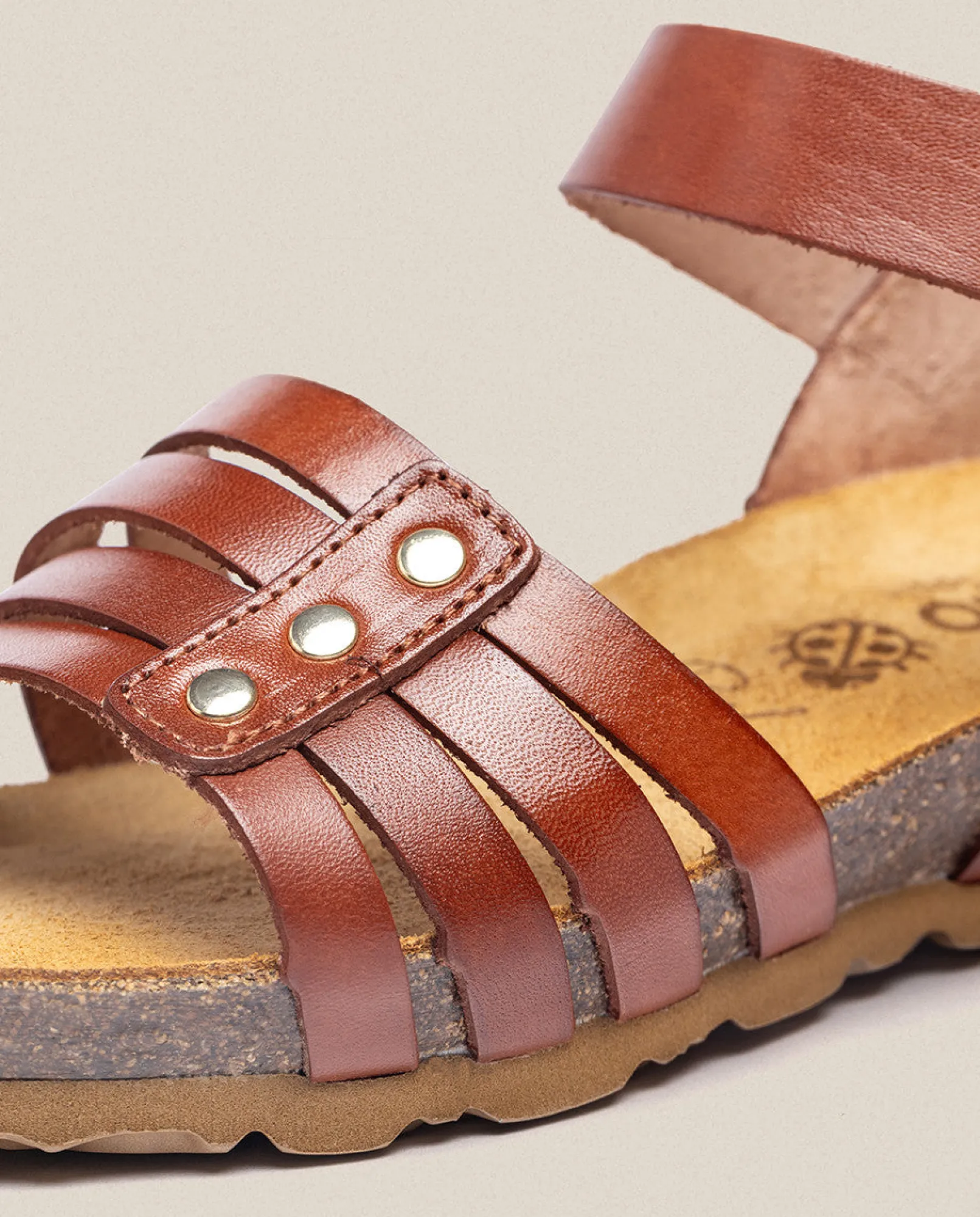 Flash Sale Yokono Sandalia De Cuña Monaco 051 Marrón