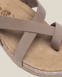 Flash Sale Yokono Sandalia Plana Jerba 718 Marrón