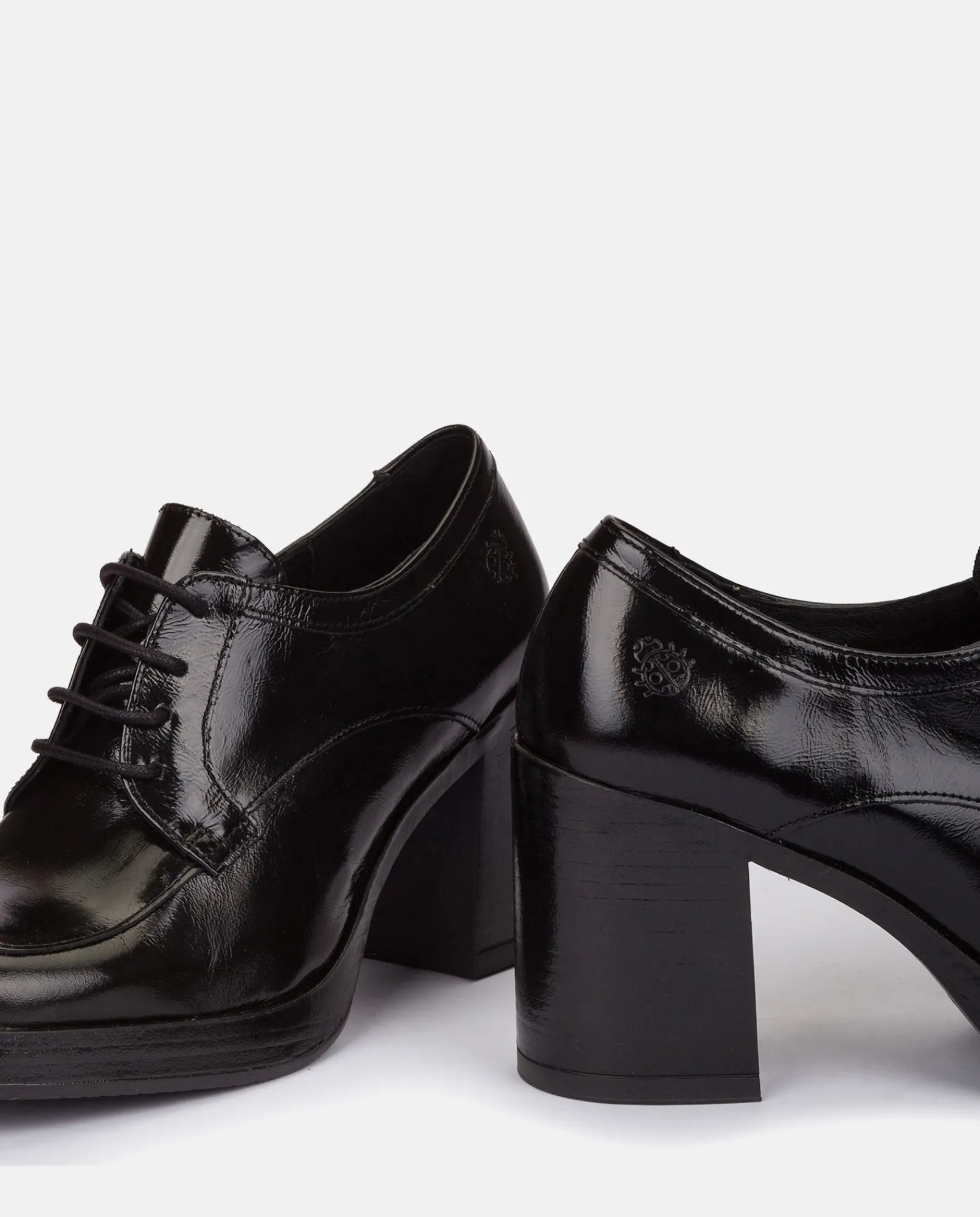 Cheap Yokono Zapato De Tacón Kolin 003 Negro