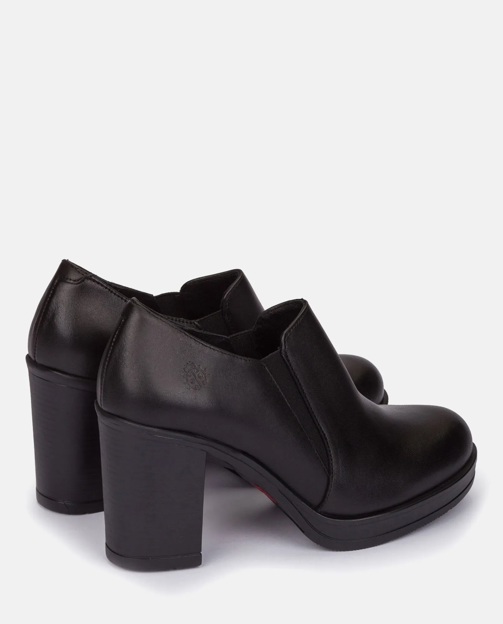 Cheap Yokono Zapato De Tacón Pilsen 005 Negro