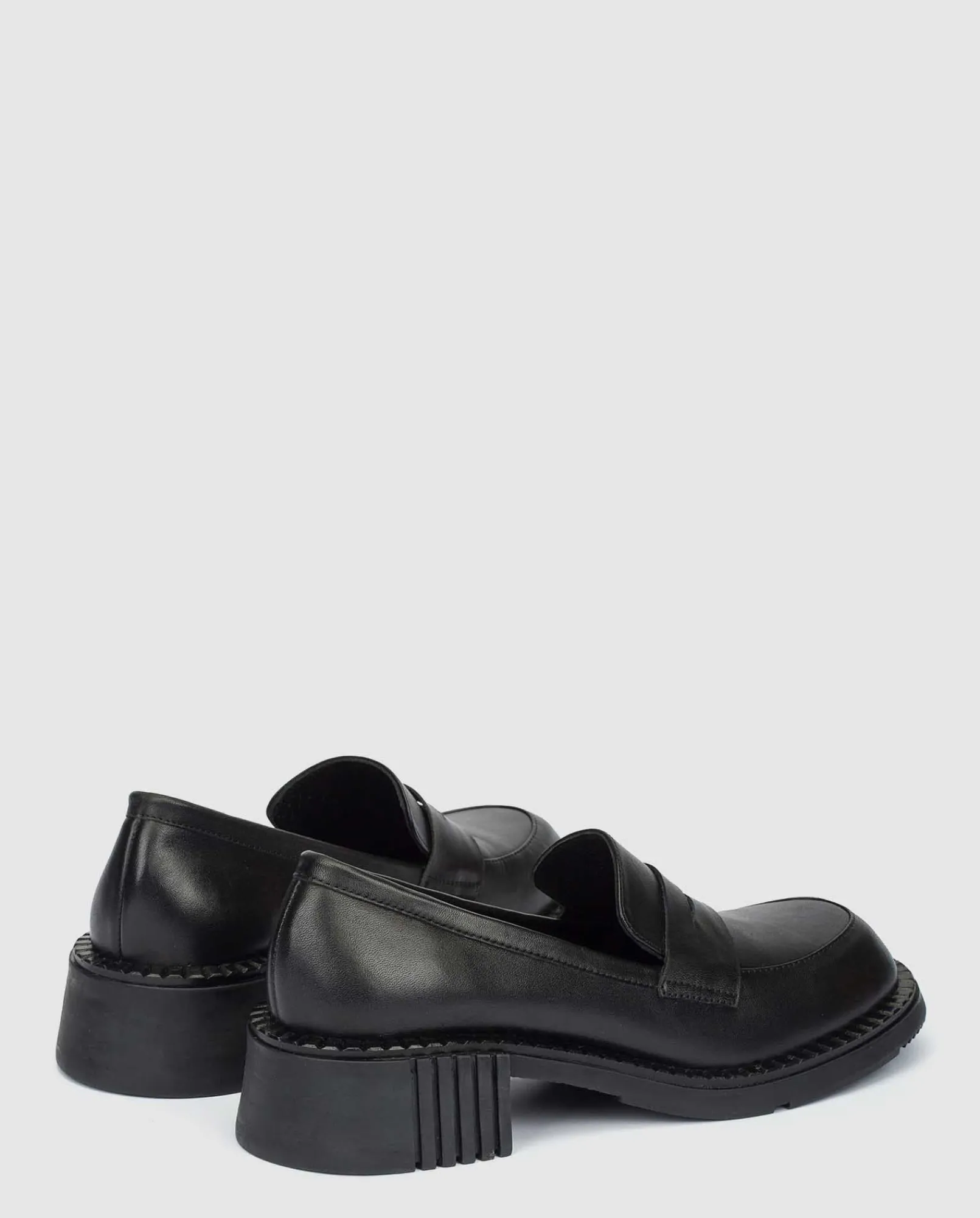 Flash Sale Yokono Zapato De Tacón Yumara 001 Negro